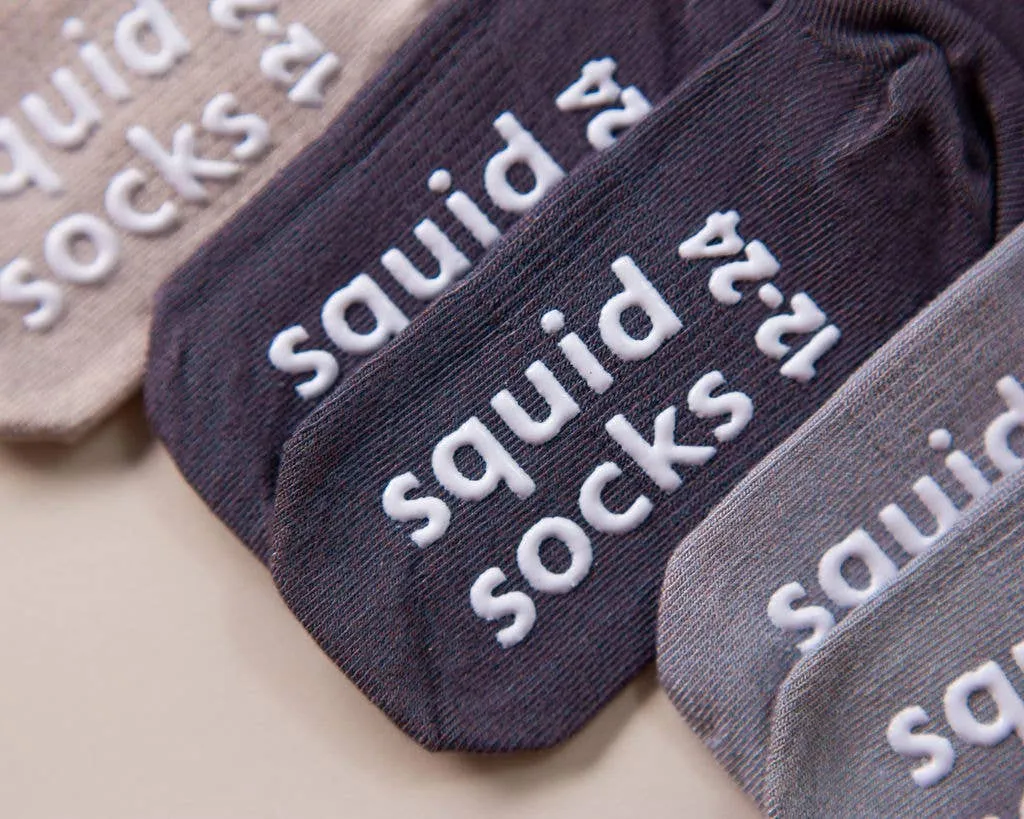 Classic - Non-Slip Baby Socks in Sand, Light Gray, Dark Gray