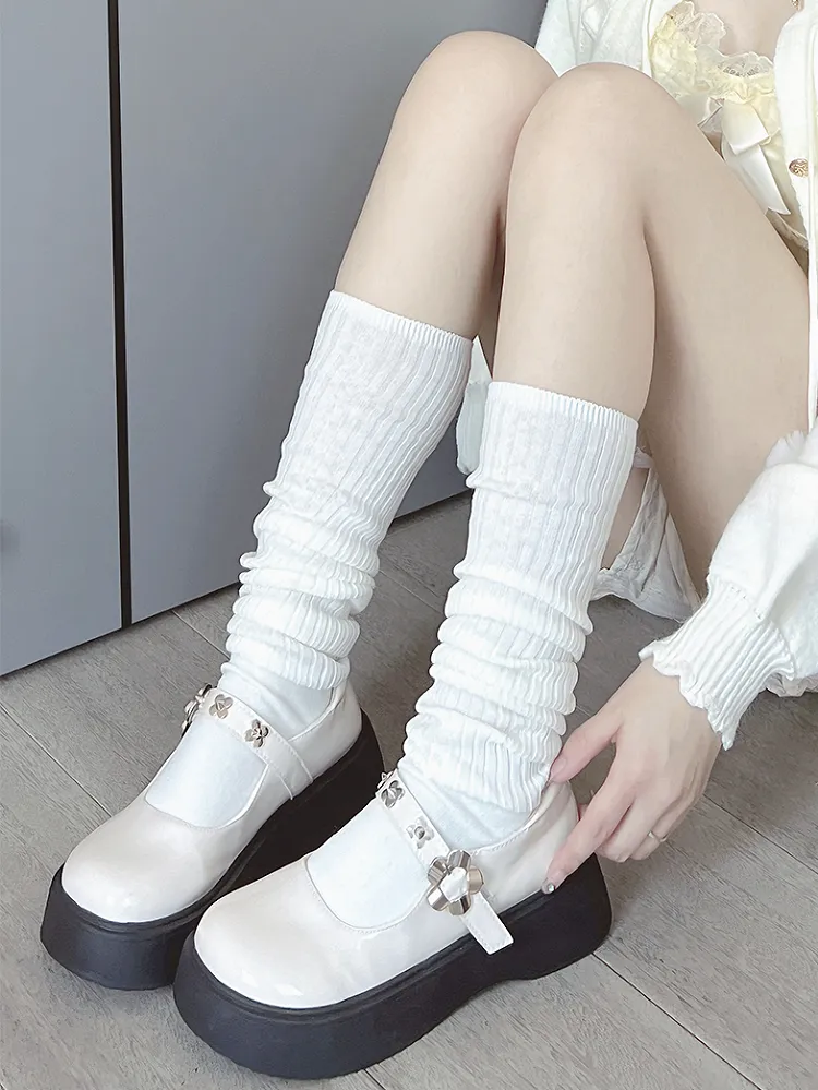 White Sweet Calf Socks