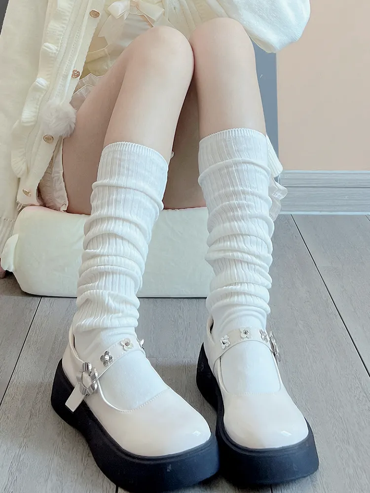 White Sweet Calf Socks