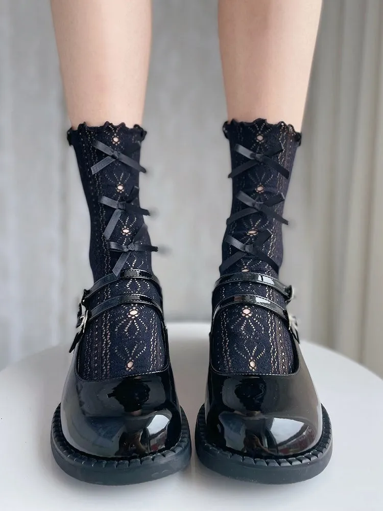 White/Light Yellow/Black Bows Daisy Calf Socks